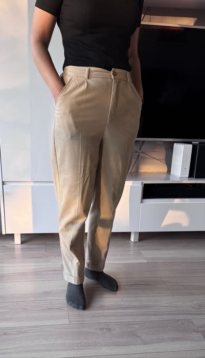 Beżowy granitur damski House