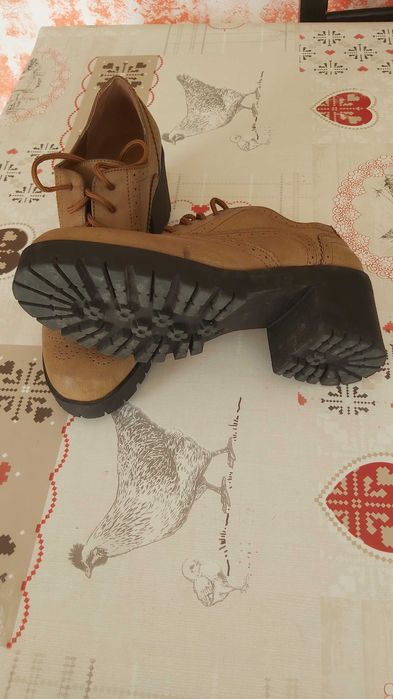 Sapatos de Senhora e Botas