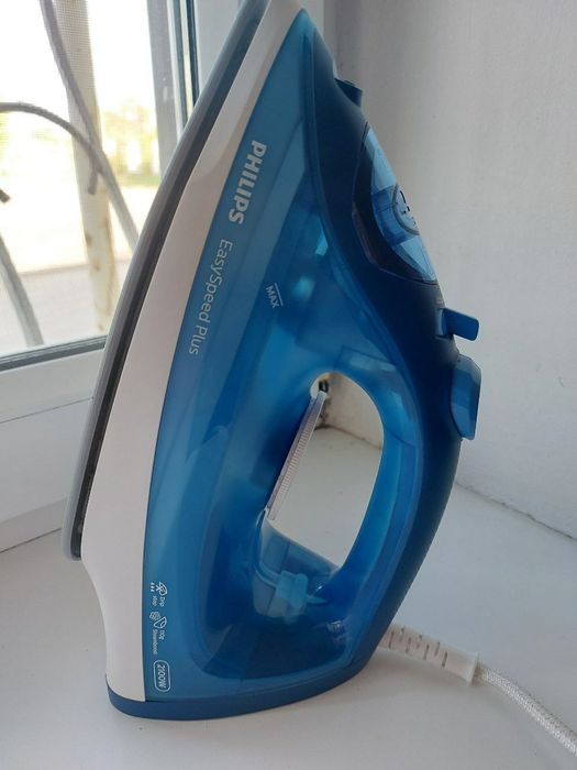 Продаю утюг Phillips