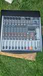 Behringer x1222 USB