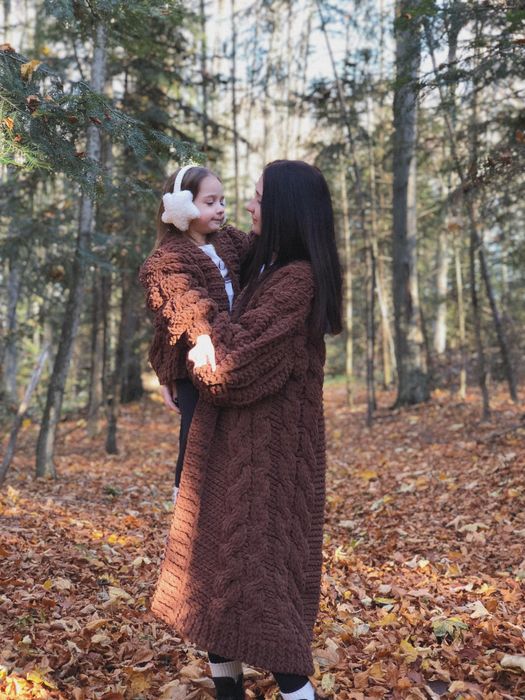 Плюшеві вязані кардигани, шапочки на щамовлення