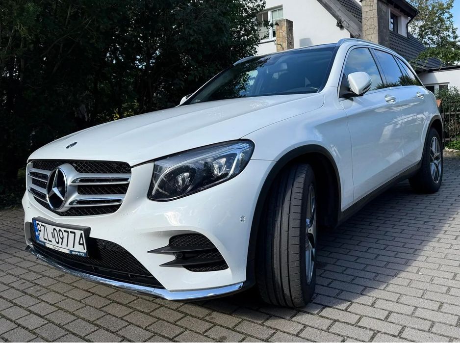 Mercedes-Benz GLC AMG Salon PL Lampy ILS MATRIX Panorama Kamera Bezwypadkowy Serwis