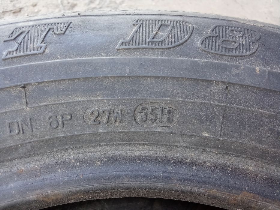 Зимові R15/195/65 є інші розміри і літо.