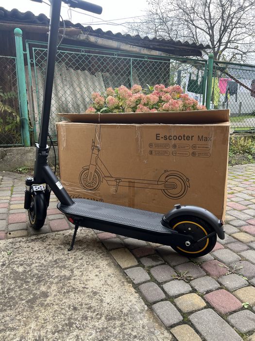 Електросамокат Куго G30 PRO MAX 36V 600WAT 18 A.h