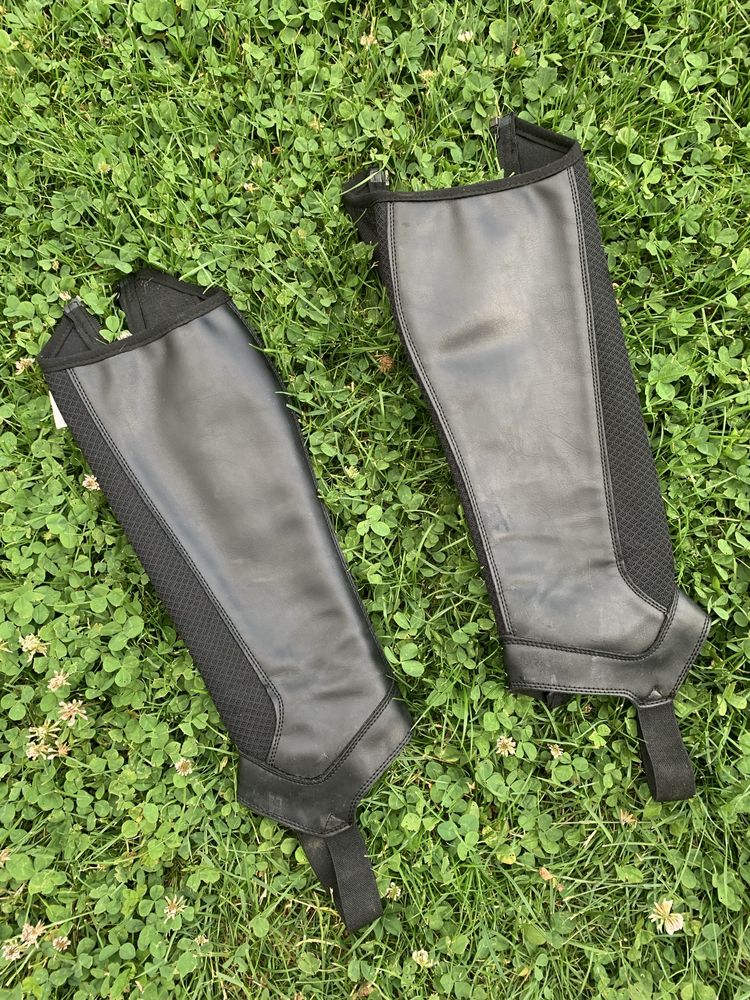 Sprzedam buty i czapsy jeźdźieckie Fouganza