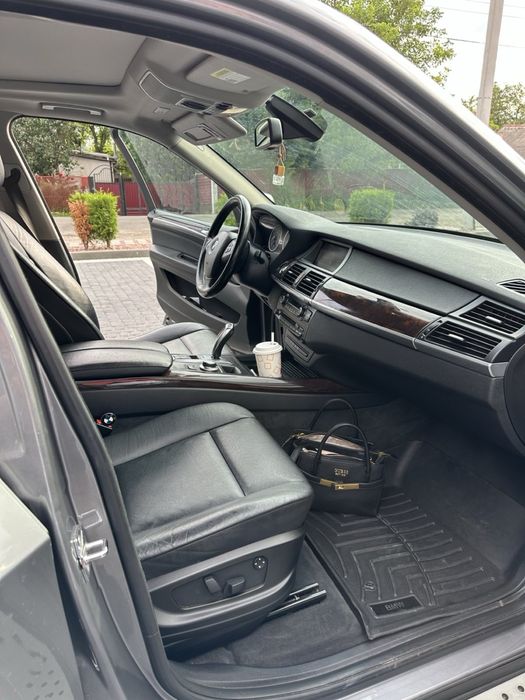 Автомобіль BMW X5 2008