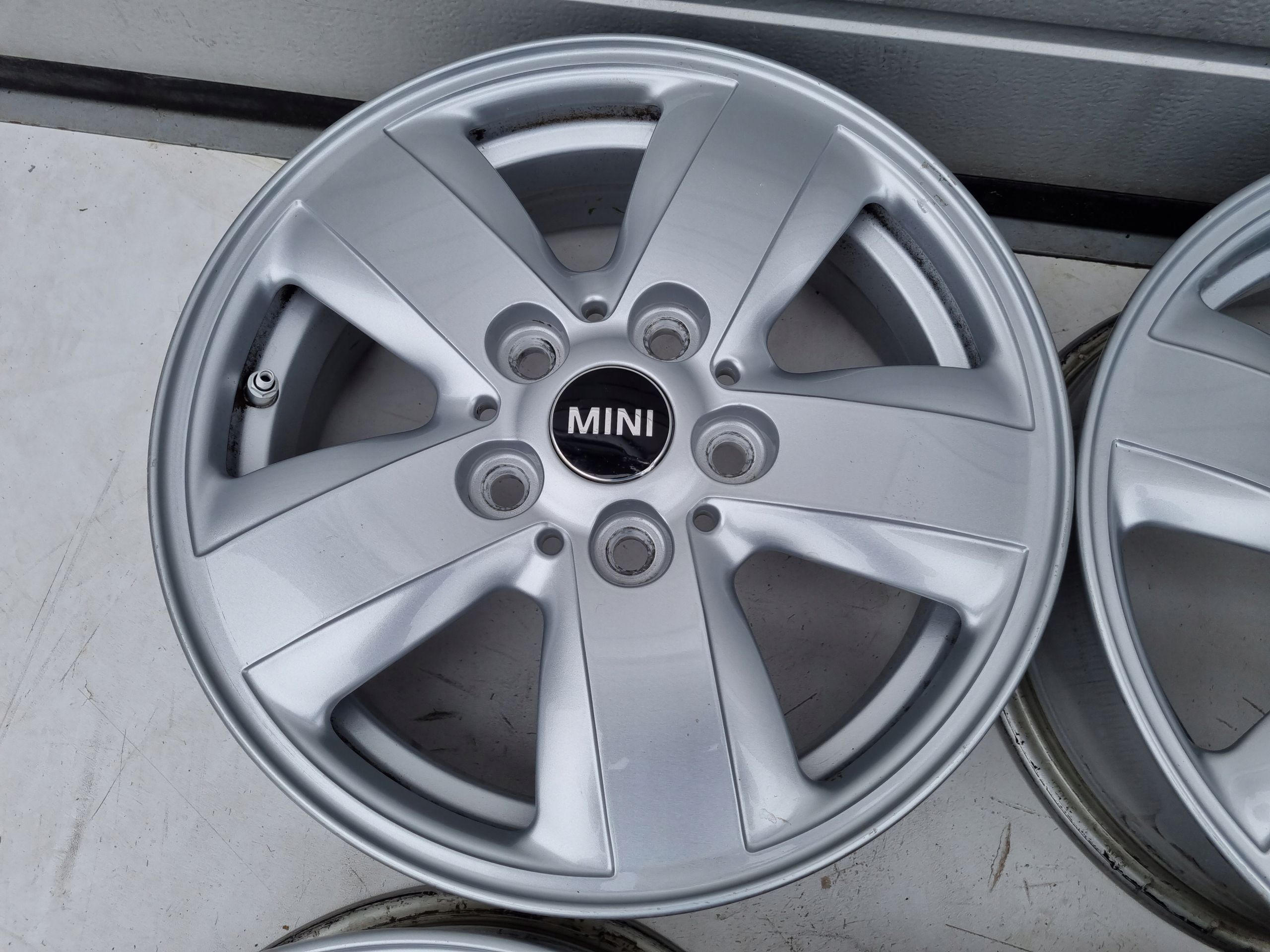 Mini Cooper F55 F56 15'' 5x112 ET46 4X