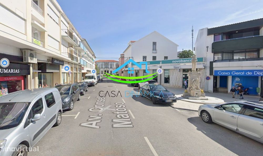 Apartamento T2 com garagem no centro de Soure