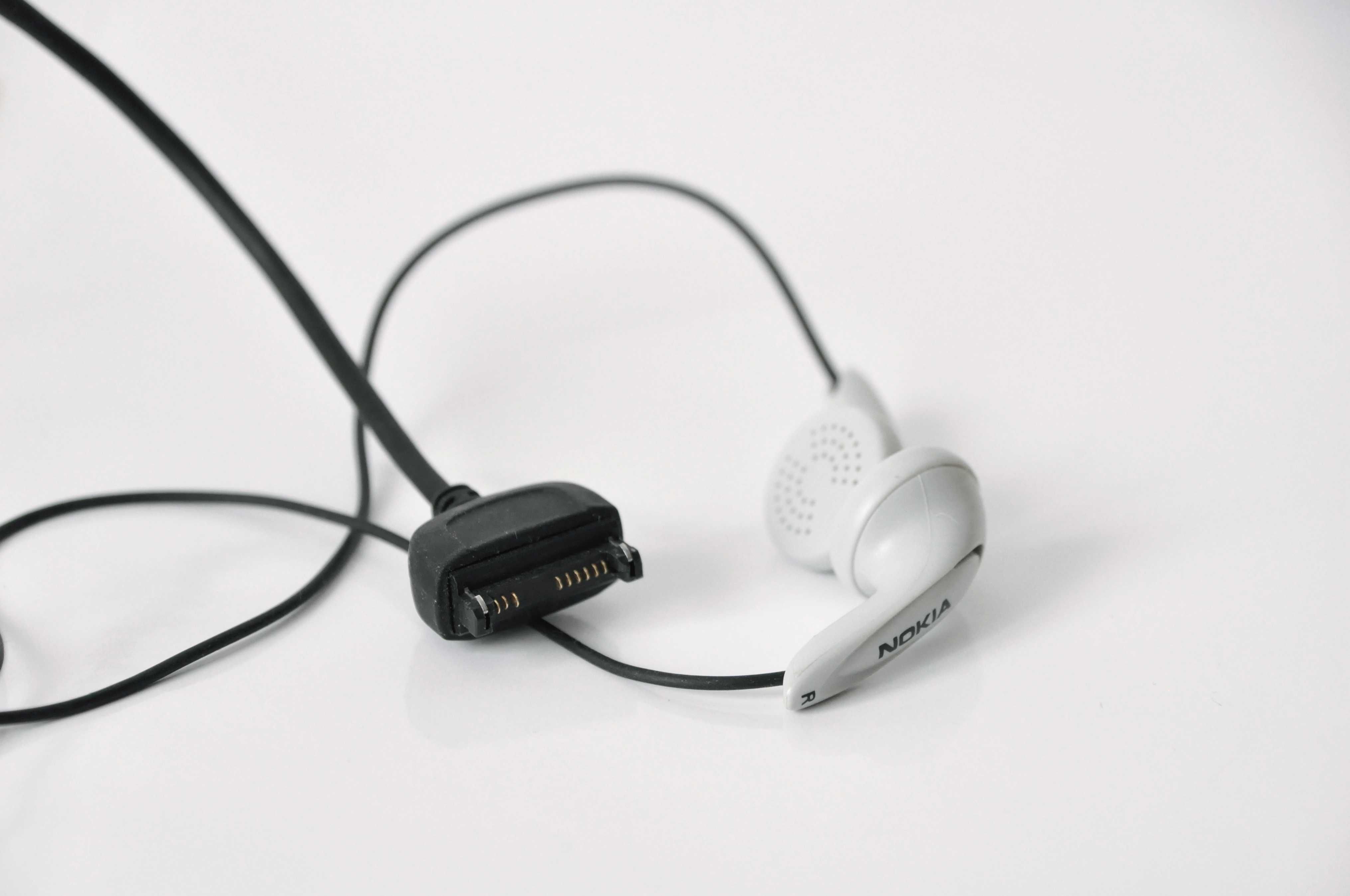 Słuchawki + bluetooth NOKIA HS-31 do starych modeli