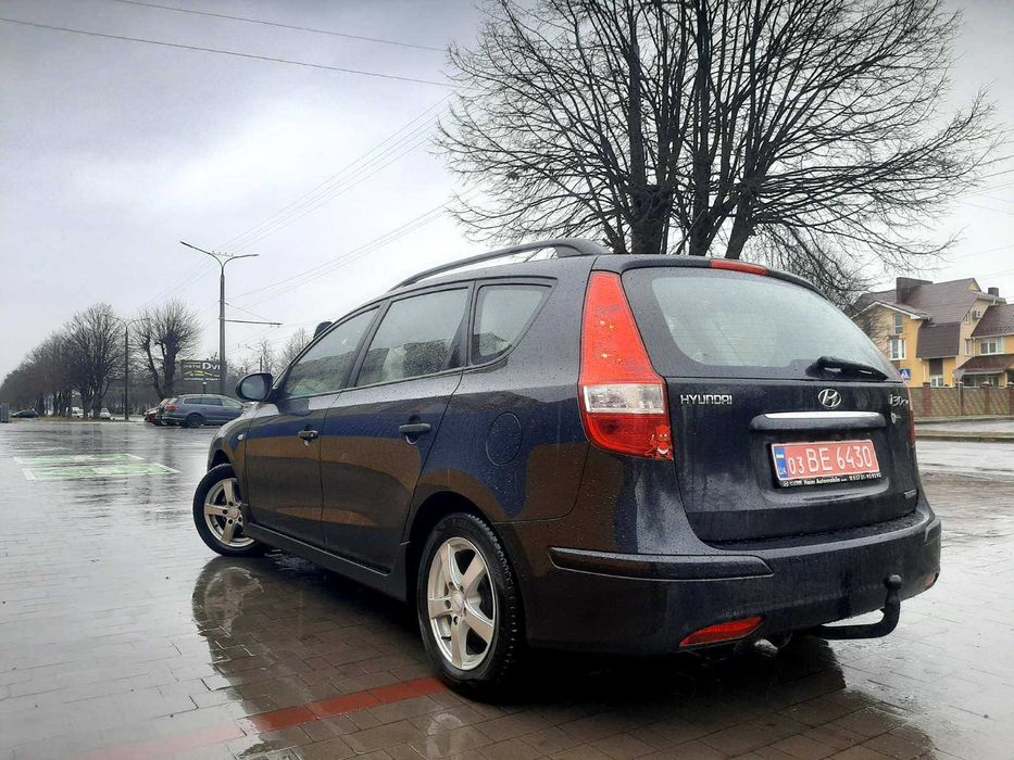 Продам авто Hyundai i30 дизель 1.6