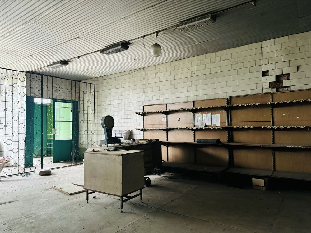 Продаж комерціного приміщення в с. Тесів