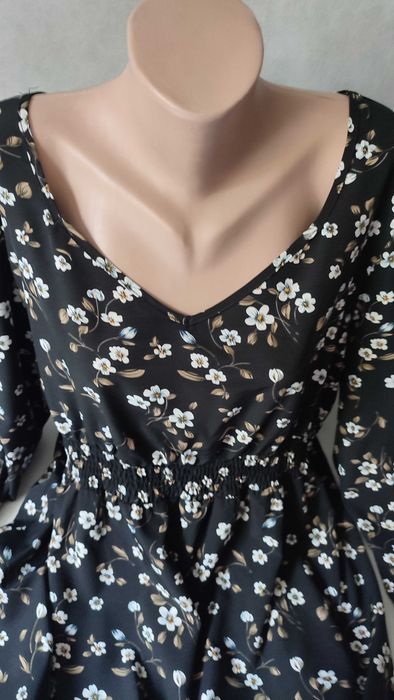 Sukienka damska krótka plus size w kwiaty dekolt V rozmiar 4XL