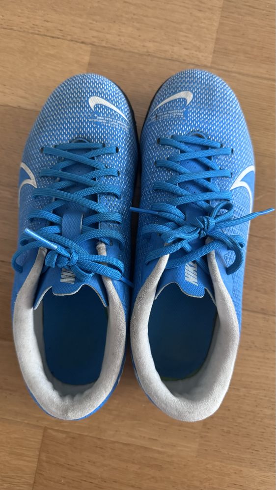 Сороконіжки Nike Messi 36.5р.