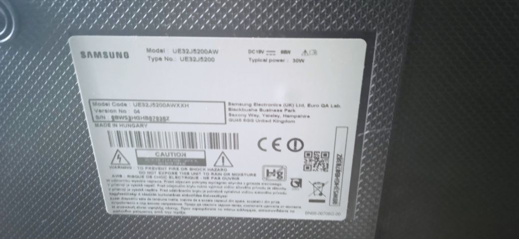 Телевізор samsung 32 smart tv.