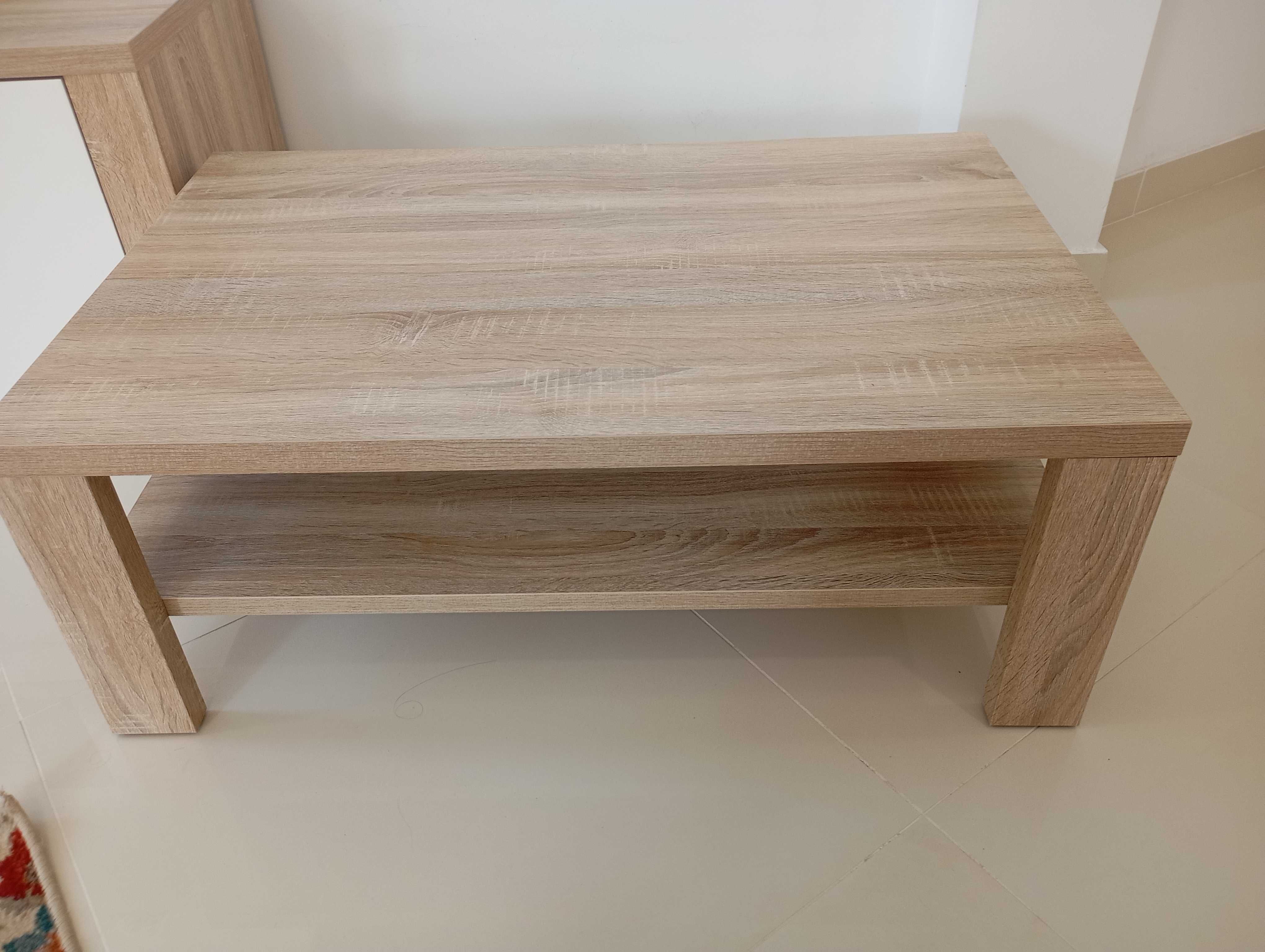 Mesa de sala/apoio