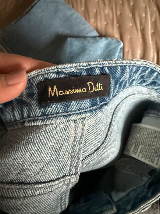 Klasyczne jeansy Massimo Dutti