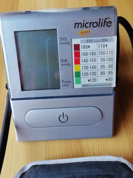 Ciśnieniomierz półautomatyczny Microlife