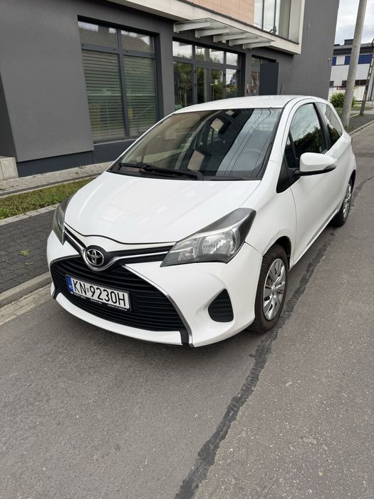Toyota Yaris Vat 1 ciezarowy pelna Fv 23%