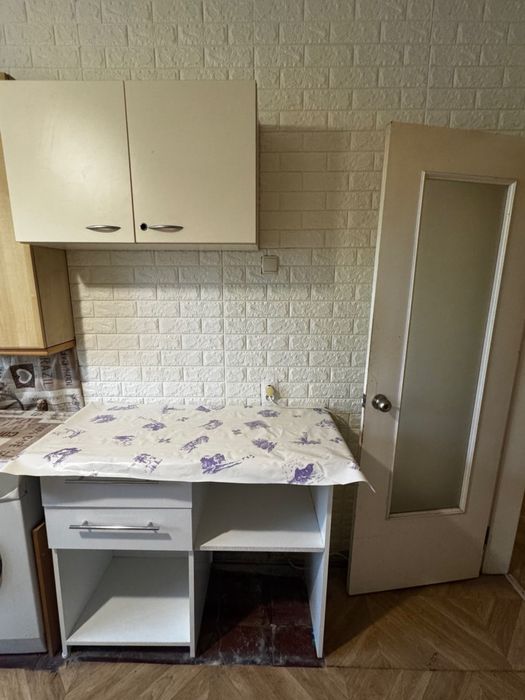 Комната 18 м на Ак.Королева