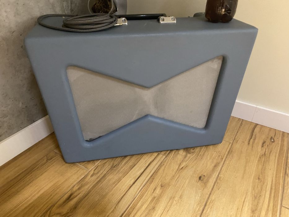 Комбоусилителт Fender Vaporizer