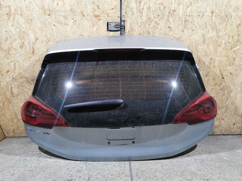 Крышка багажника фонарь Chevrolet Bolt EV 17-21 Разборка