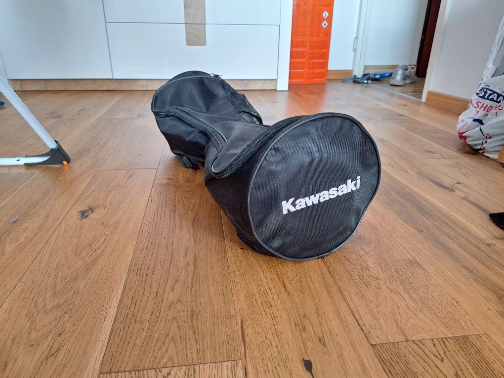 Hoverboard Kawasaki – stan bardzo dobry + futerał i ładowarka