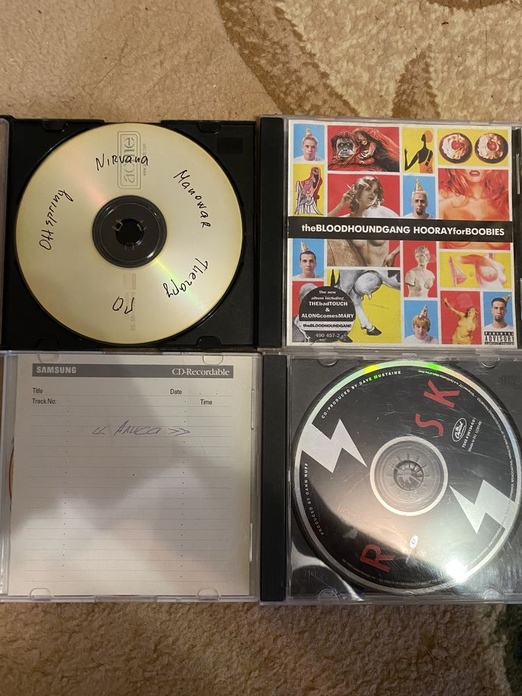 CD диски музичні