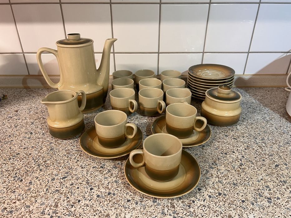 Serwis kawowy Betty Tułowice 12filiżanek tależyki dzbanek mlecznik PRL