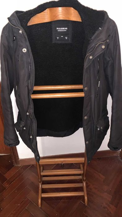 Casaco Pull & Bear com interior polar