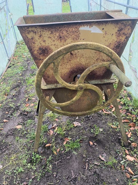 Ręczna sieczkarka do buraków Bartosz 10 buraczarka