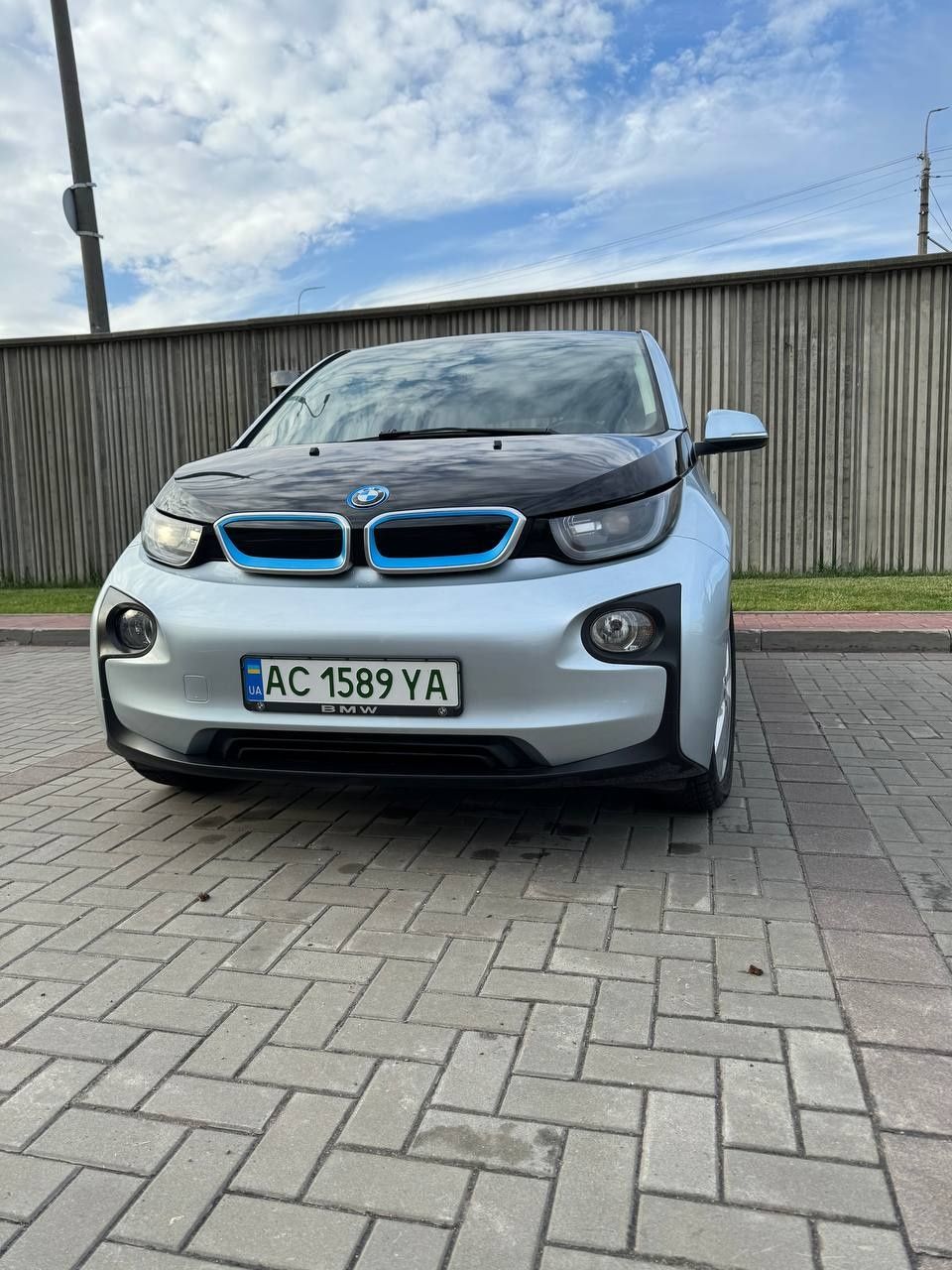 BMW i3 2015 електро SOH 90%. 19kw залишок, ксенон