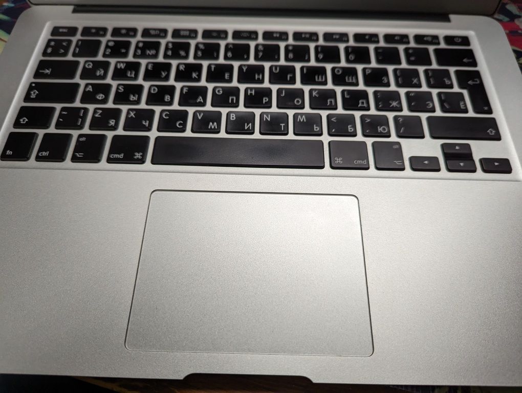 MacBook Air 2015 в гарному стані