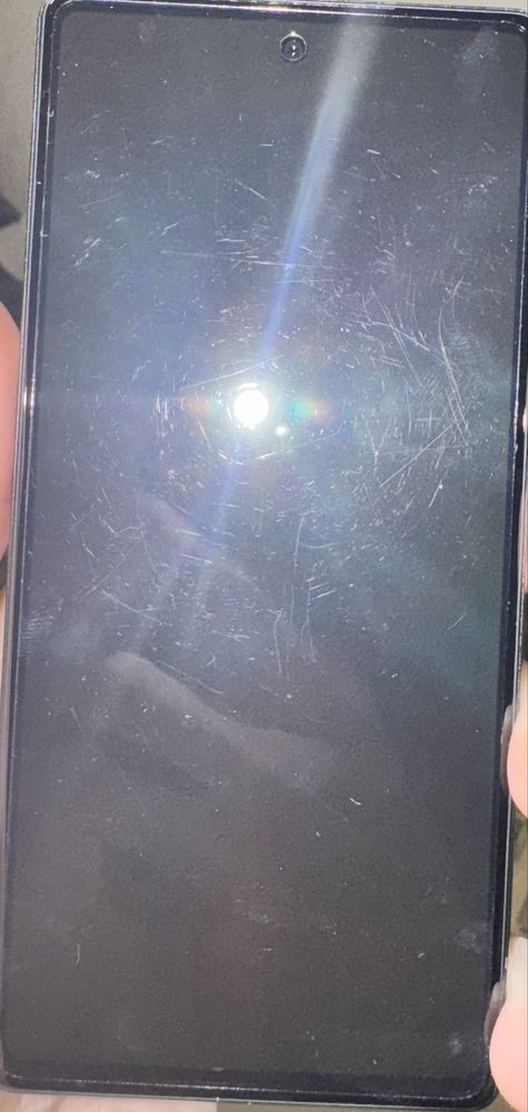 Smartfon Google pixel 6A w kolorze Sage Green