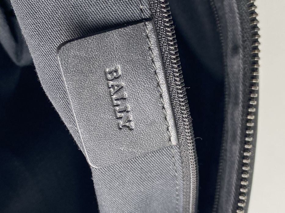 Сумка Bally ,кожа,канва.