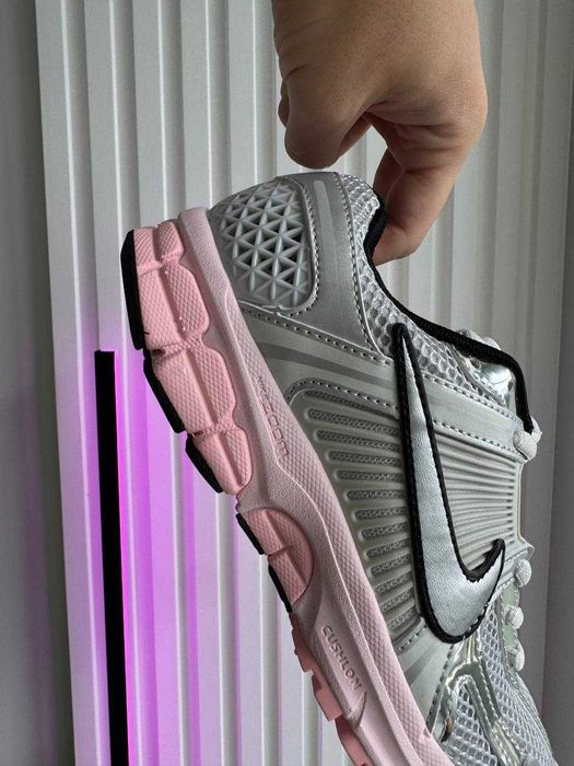 Кросівки Nike Vomero 5 Pink Foam premium