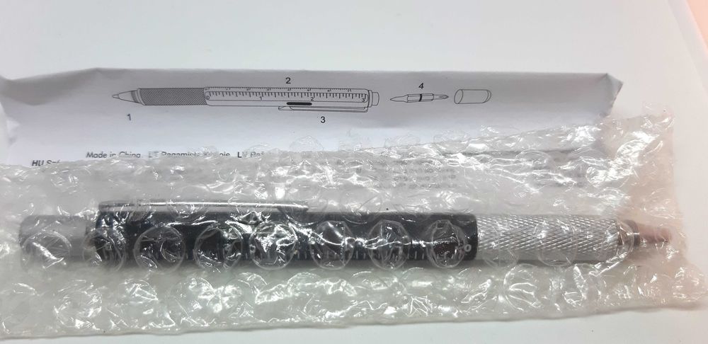 Esferográfica Técnica Multifunções