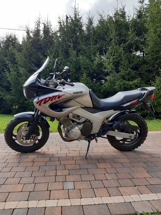 Yamaha TDM 850. Rok 1999