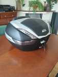Kufer givi v47 srebrny
