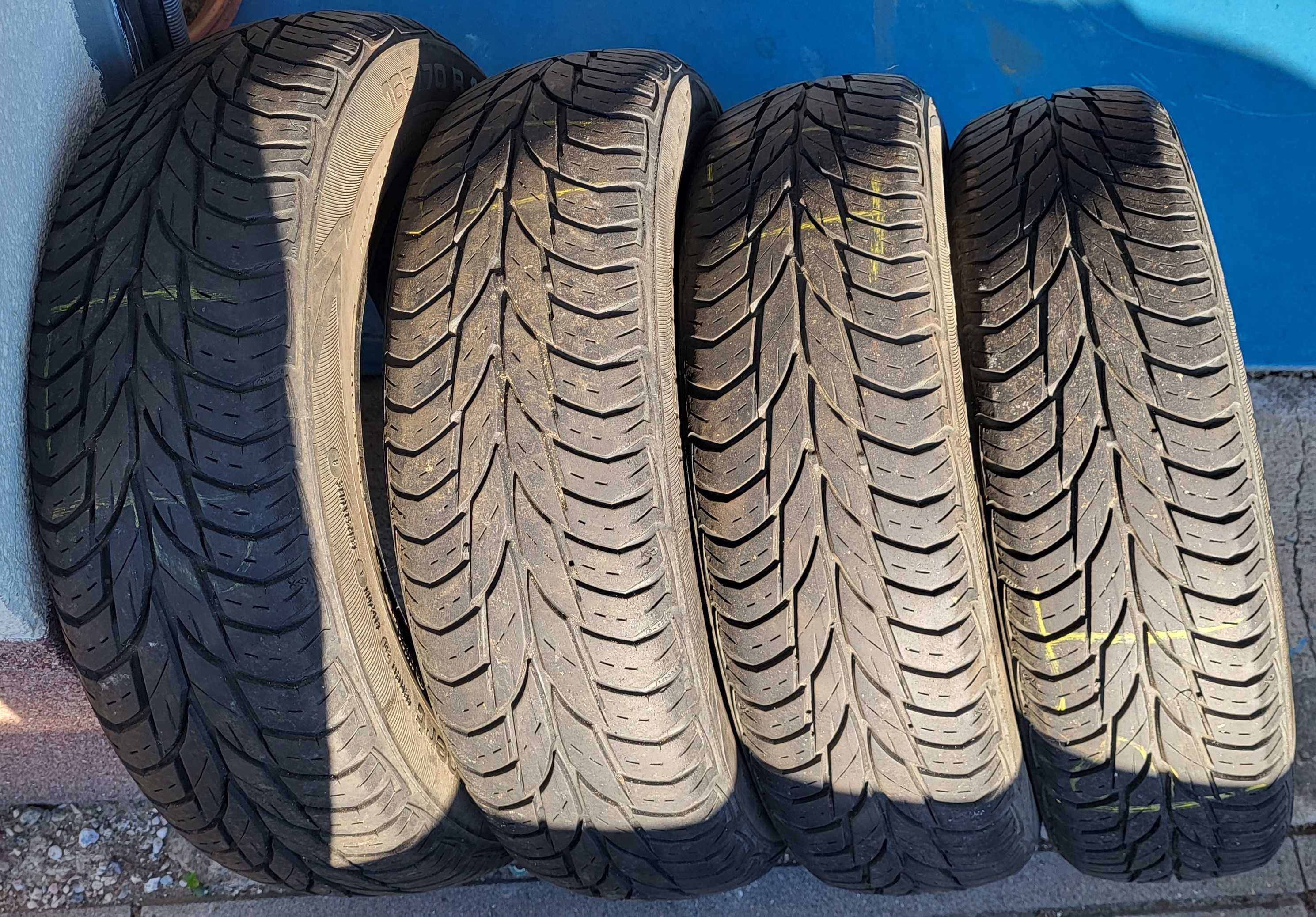 Komplet opon letnich UNIROYAL RainExpert 165/ 70R 14 81 T
