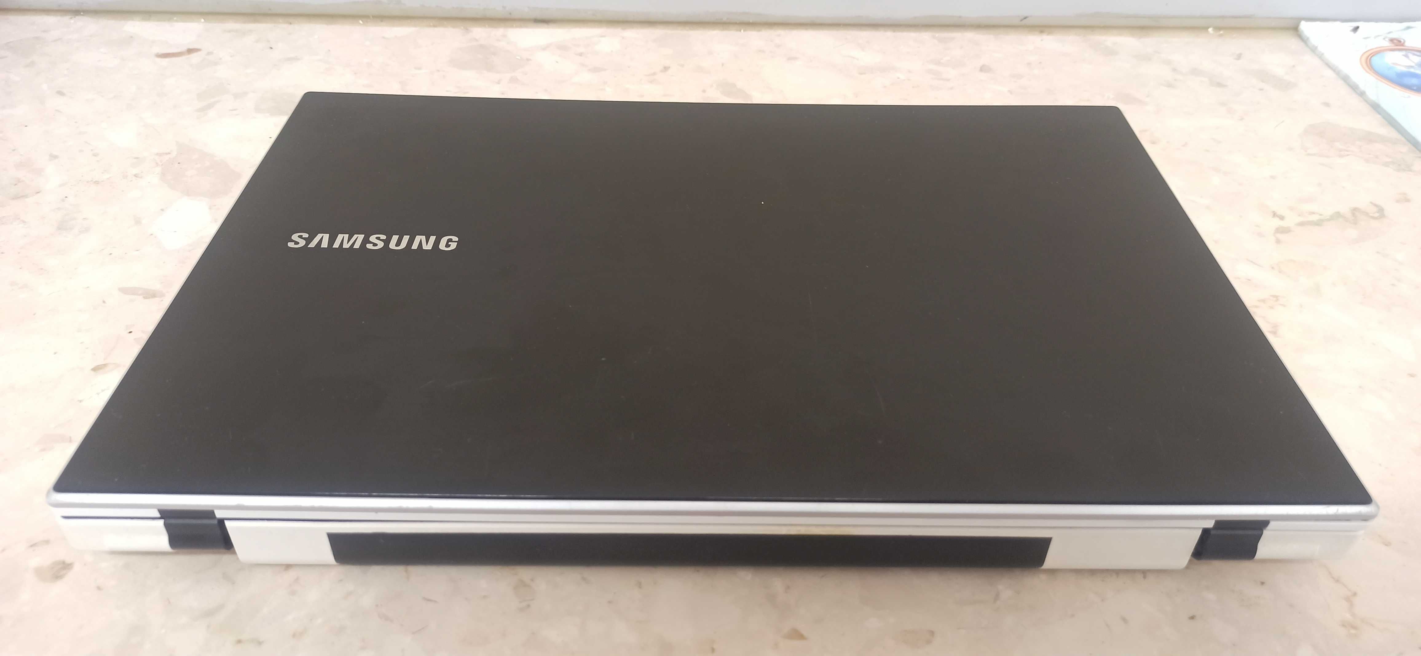 Laptop SAMSUNG i5-2450M 6GB HDD 500GB WiFi , HDMI + Mysz Gratis