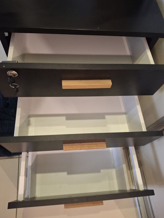 Szafka na dokumenty na klucz kontenerek pod biurko