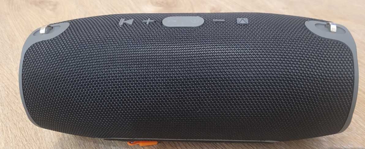 JBL Xtreme Big портативна колонка