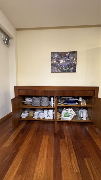 Movel de sala (Madeira Maciça)