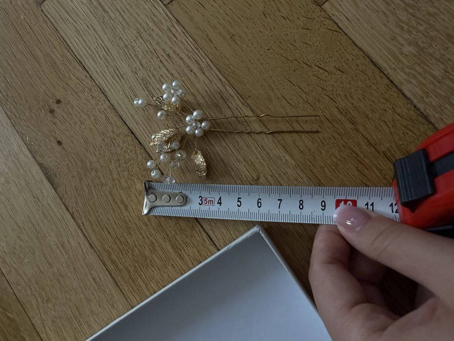 Kokówki i kolczyki ze sztucznymi perłami