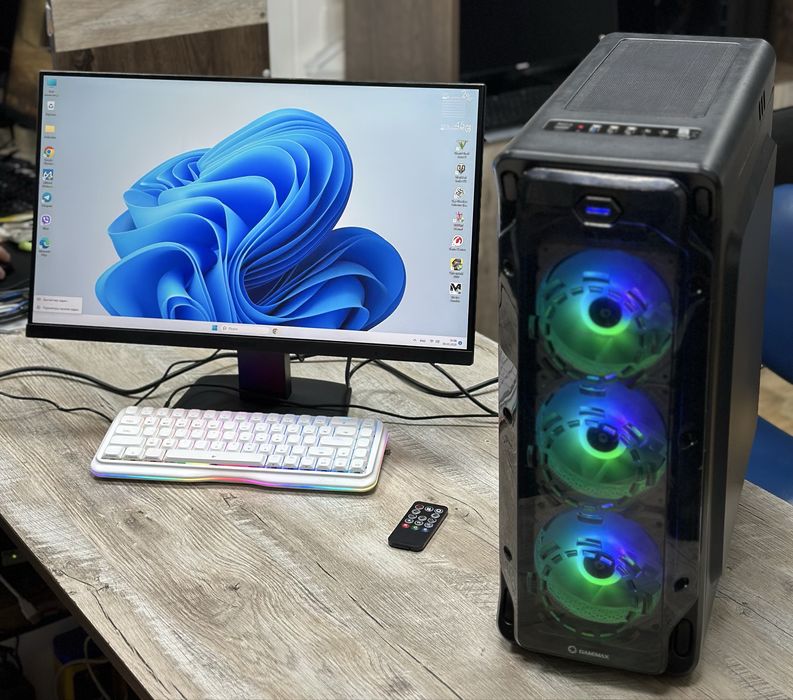 Ігровий ПК/ CPU i7-6700/8T/RAM 32 Gb/GPU 8Gb/SSD NVME 256 + 500 Gb