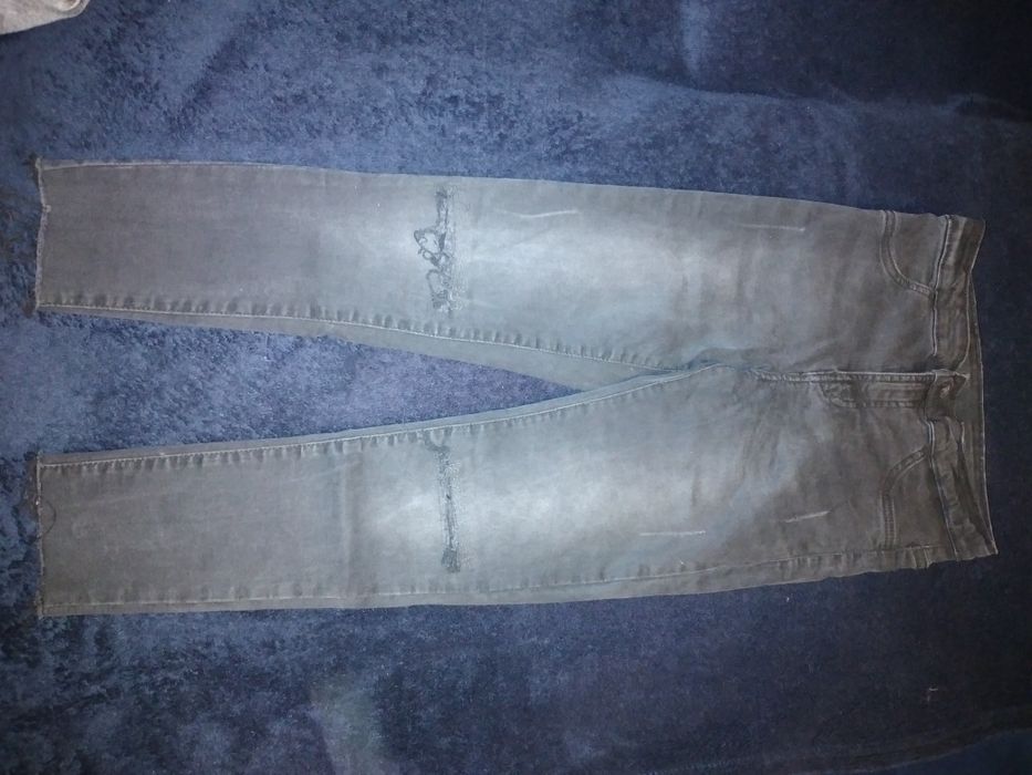 Spodnie czarne dzinsy rozmiar 146