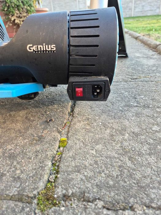 Trenażer rowerowy Tacx Genius Smart