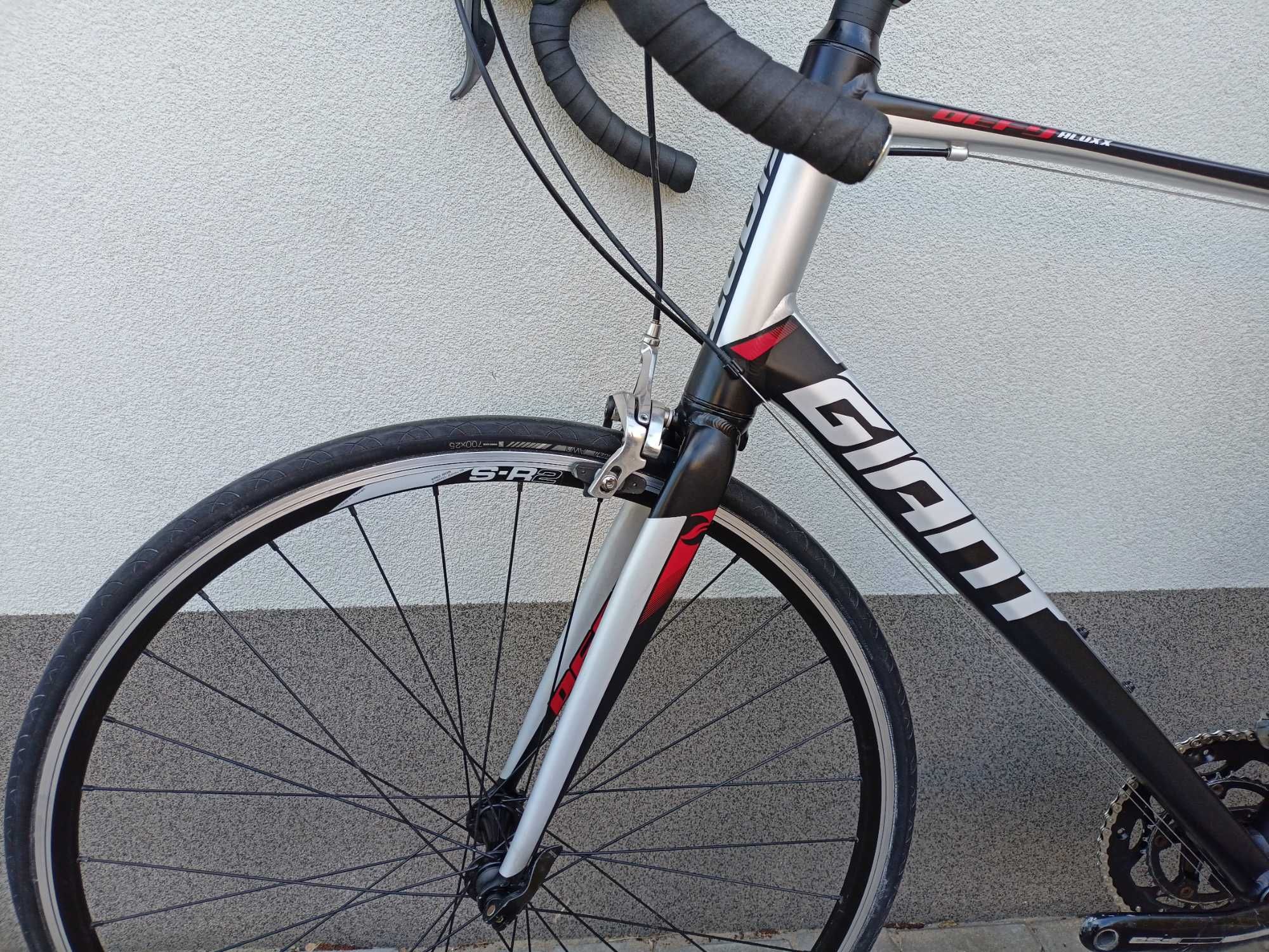 Rower Szosowy GIANT DEFY 5 R XL 60 Claris