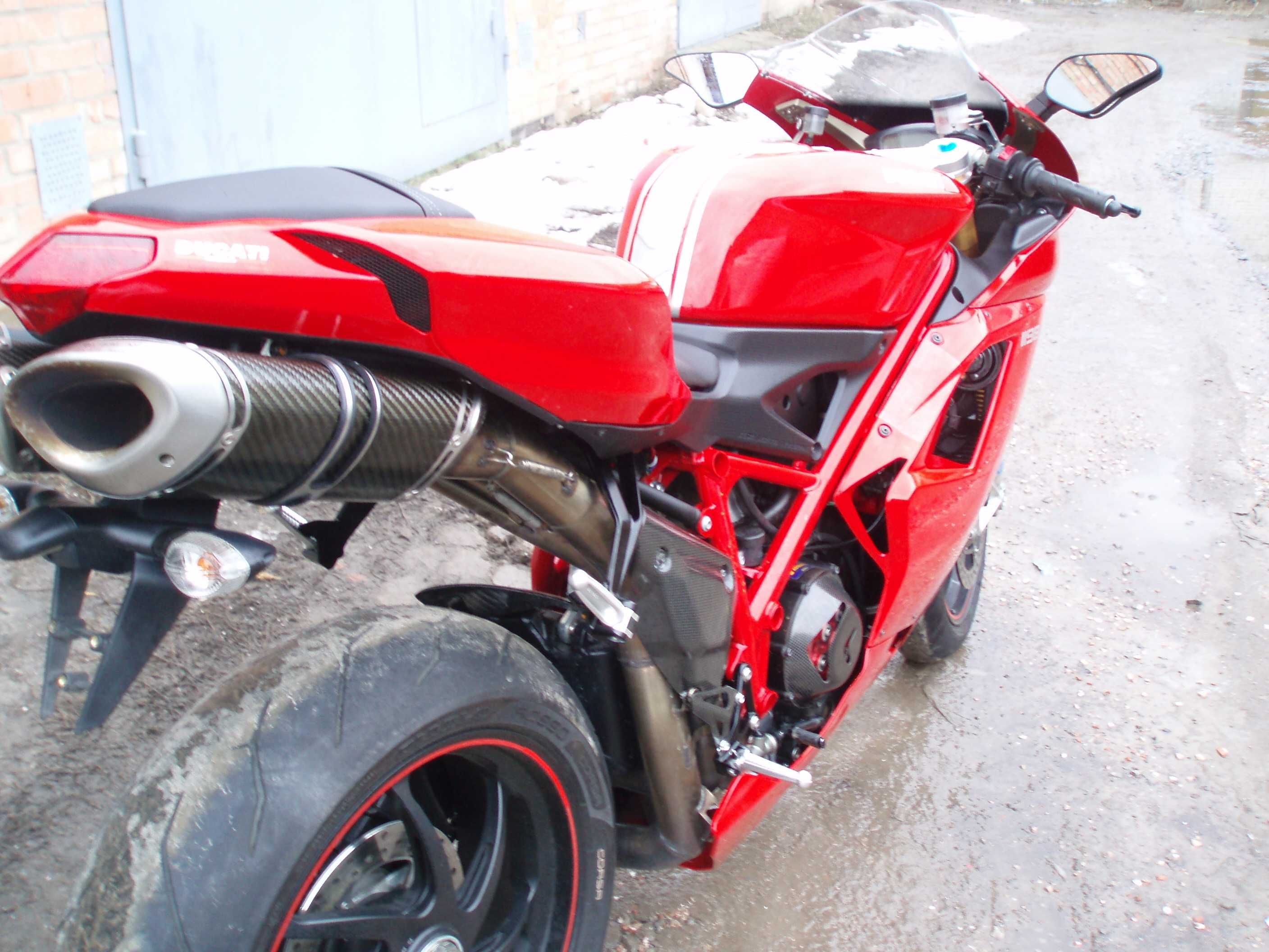 DUCATI 1198 SP спорт