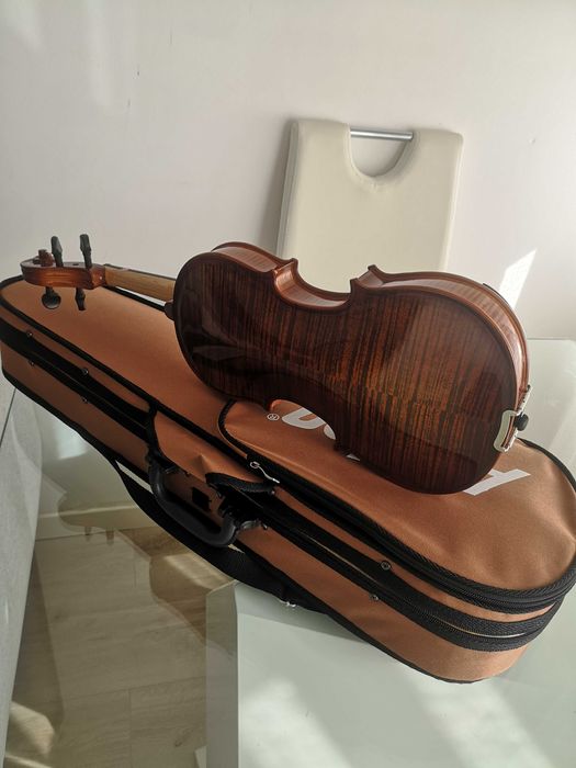 Violino 1/2 impecável